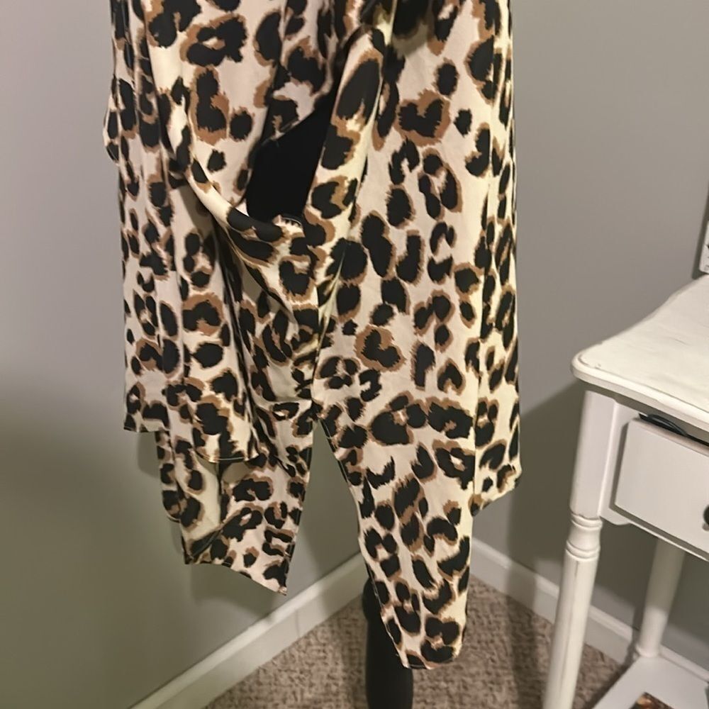 Maurice’s One Size Fits All 100 polyester cardigan - Picture 8 of 8